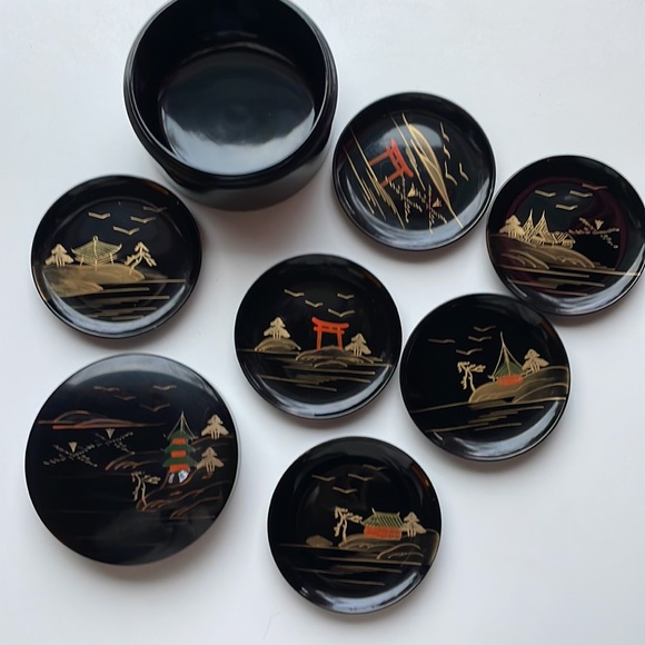 Vintage Laquerware Coaster Set - Picture 8 of 11